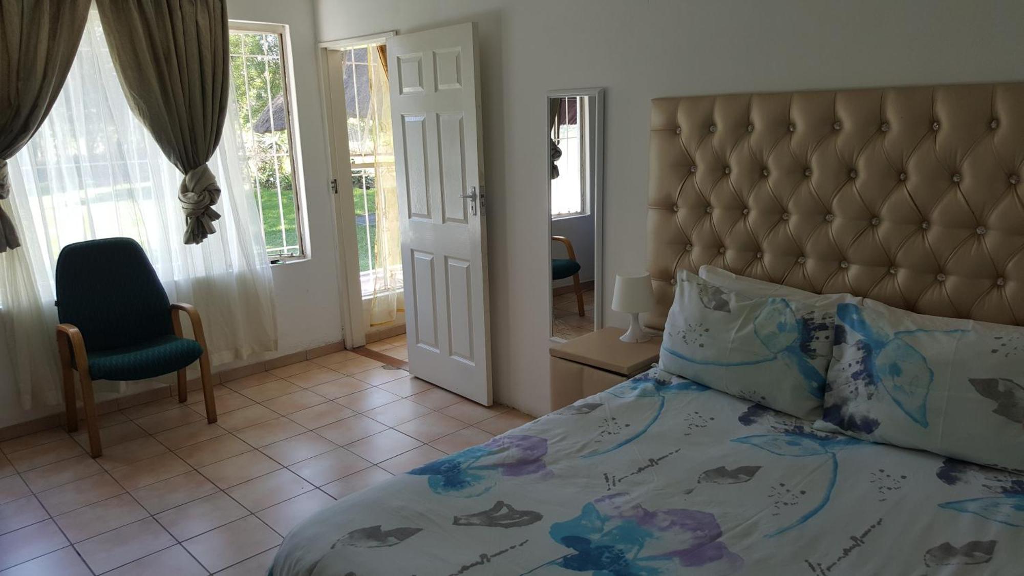Simbasun Cottages Midrand Extérieur photo