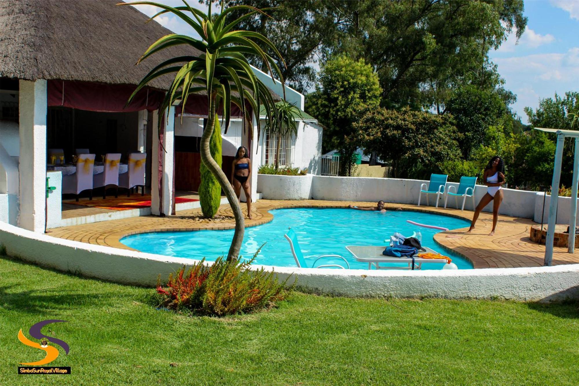 Simbasun Cottages Midrand Extérieur photo