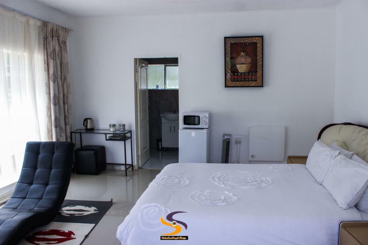 Simbasun Cottages Midrand Extérieur photo