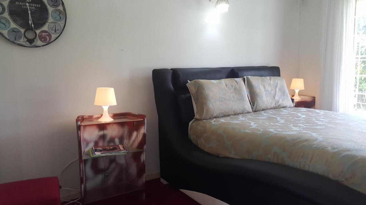 Simbasun Cottages Midrand Extérieur photo